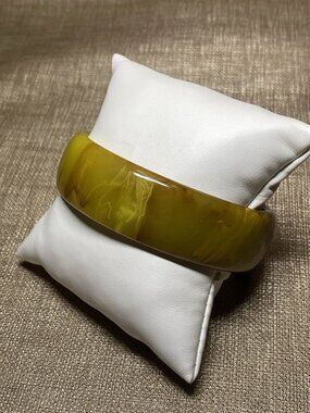 Vintage Bakelite Marble Bangle Bracelet Simichrome Tested 31.4g